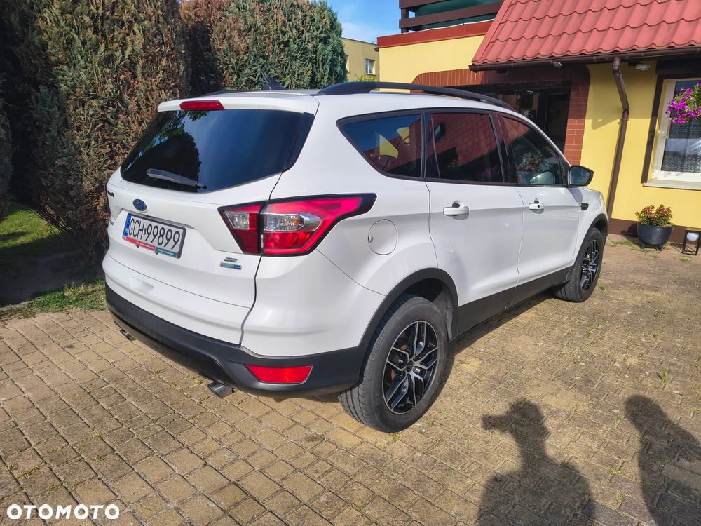 Ford Kuga - 3