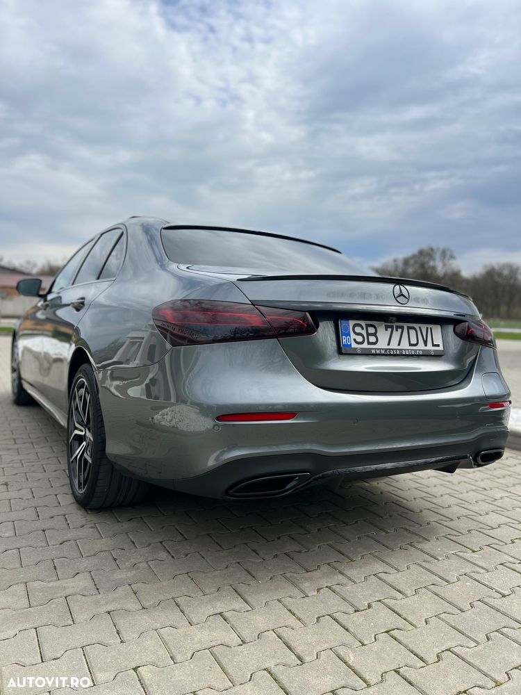 Mercedes-Benz E 300 4MATIC Aut. - 28