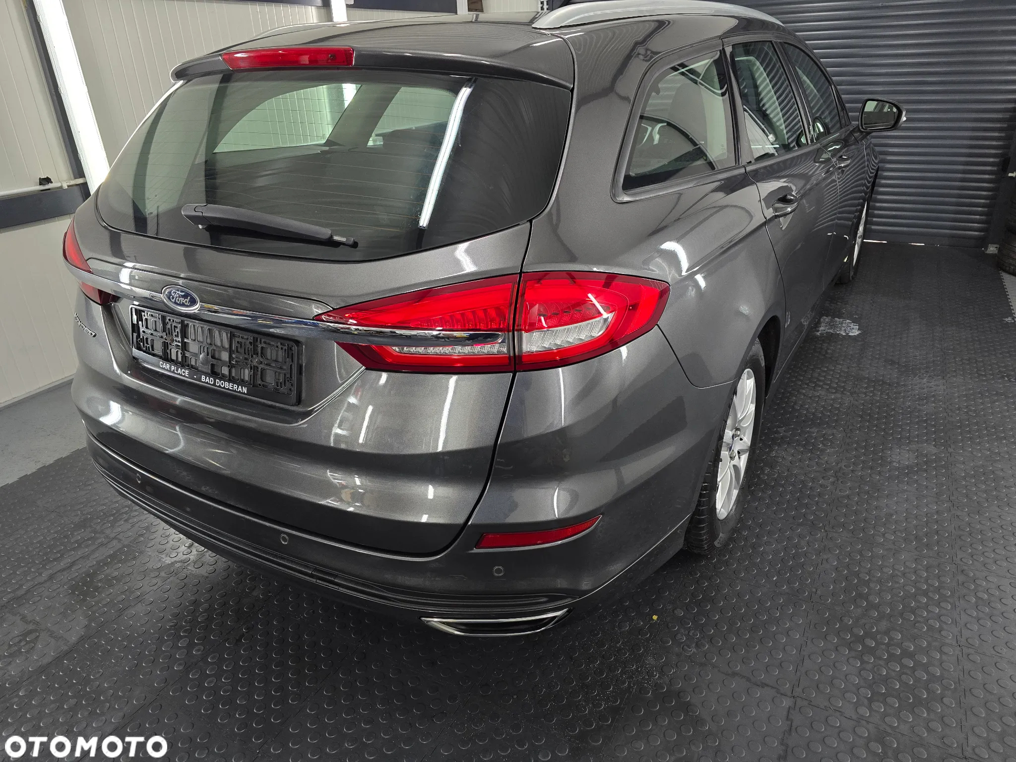 Ford Mondeo 2.0 TDCi Titanium 4WD PowerShift - 32