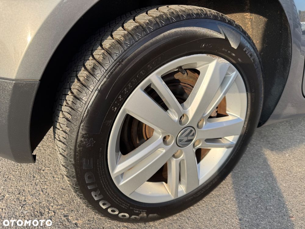 Volkswagen Golf - 21