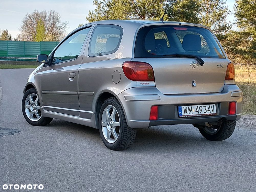 Toyota Yaris - 5
