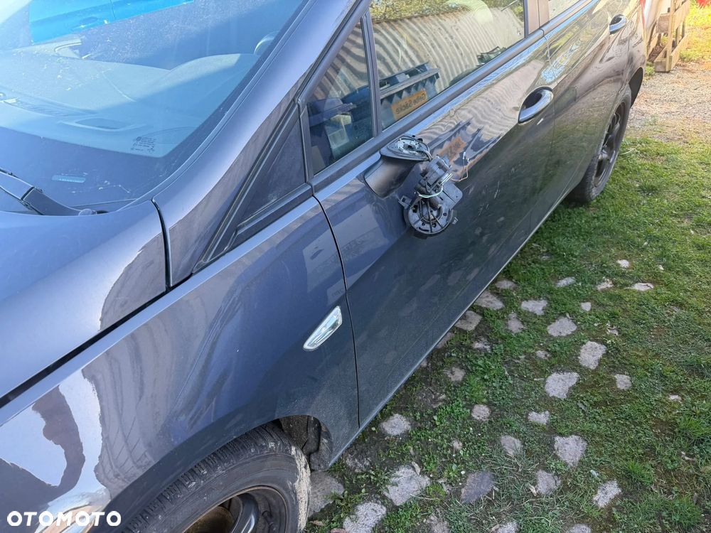 Opel Astra 1.4 Turbo Start/Stop Automatik Edition - 4