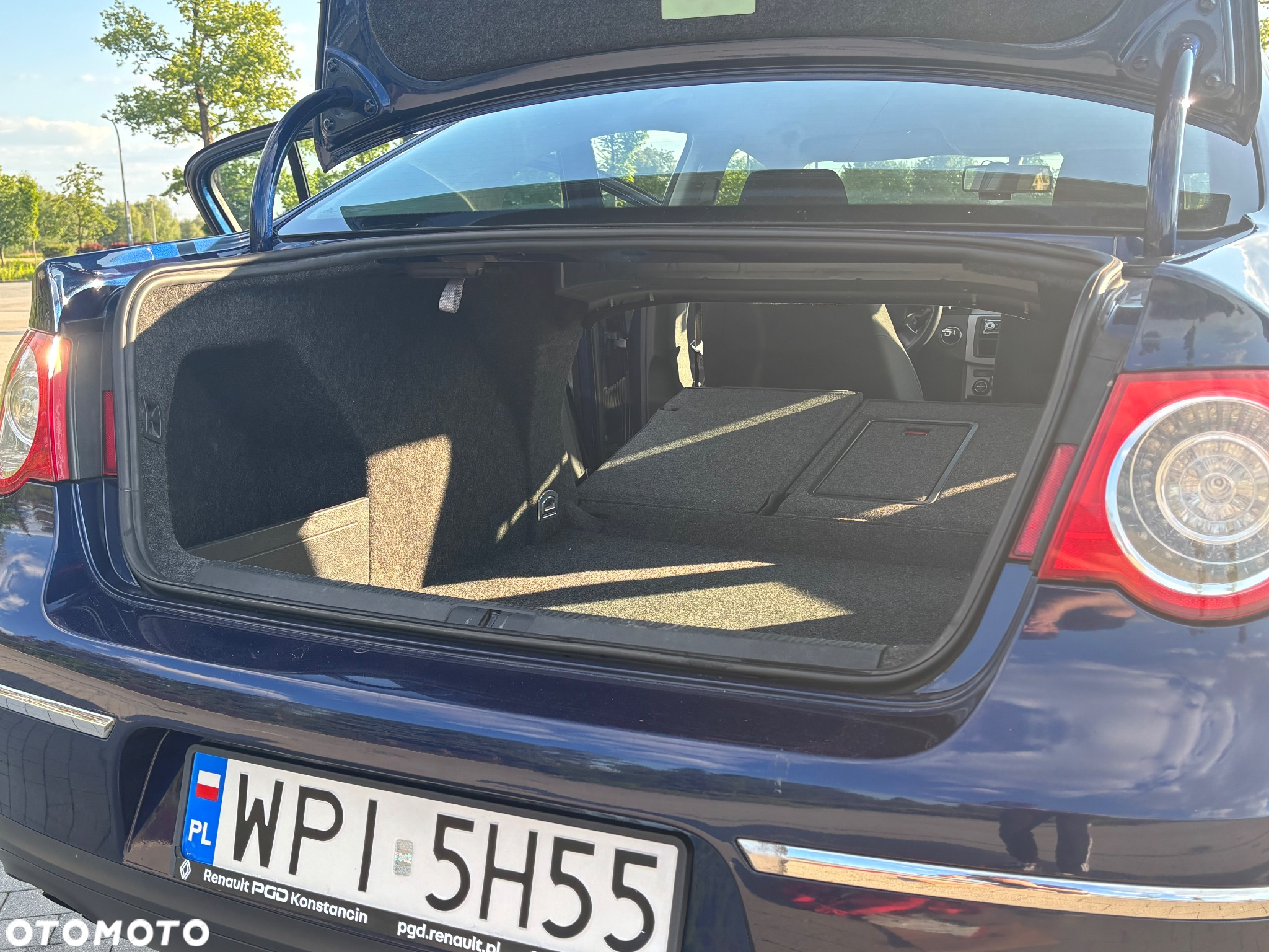 Volkswagen Passat 2.0 TDI Comfortline - 34