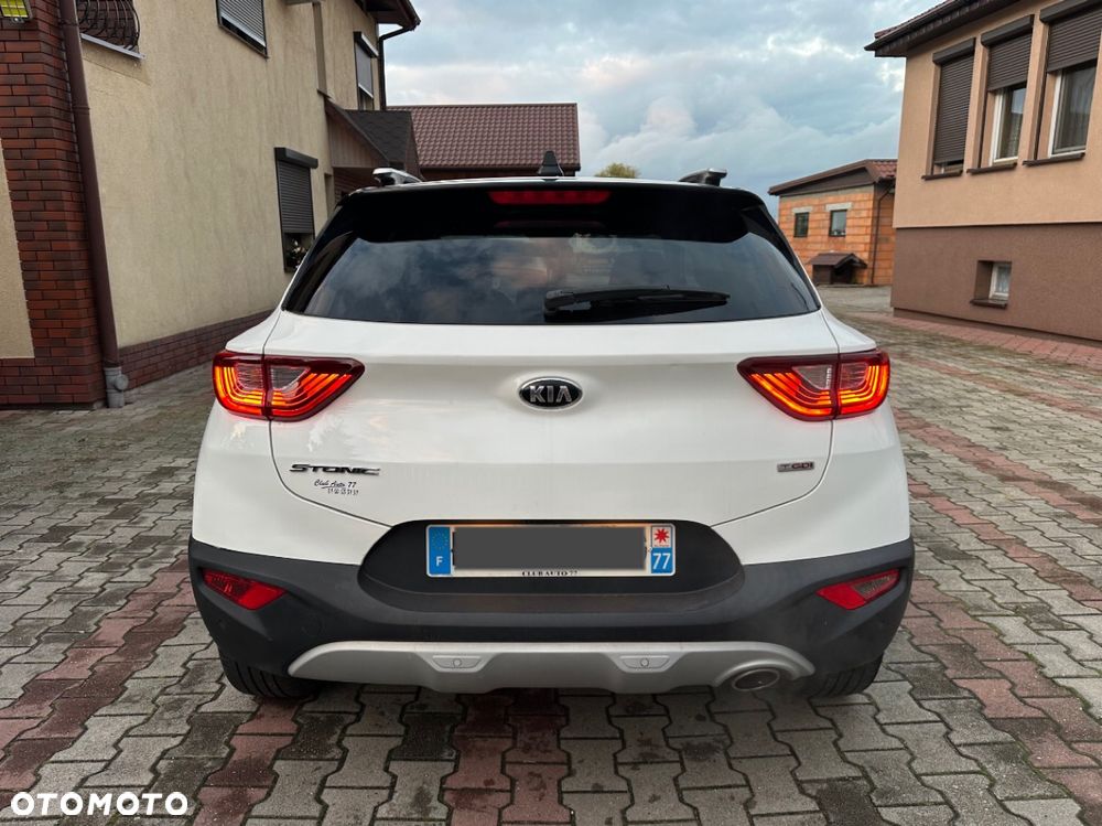 Kia Stonic - 5