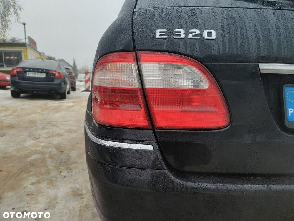 Mercedes-Benz Klasa E - 12