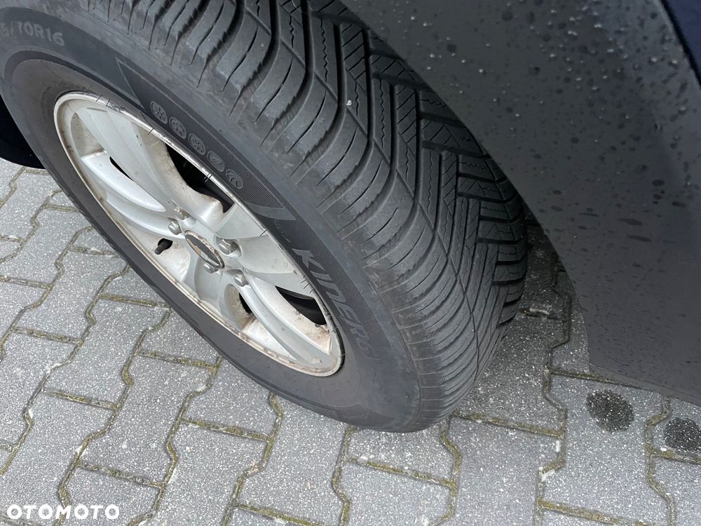 Chevrolet Captiva 2.4 LS 5os - 8