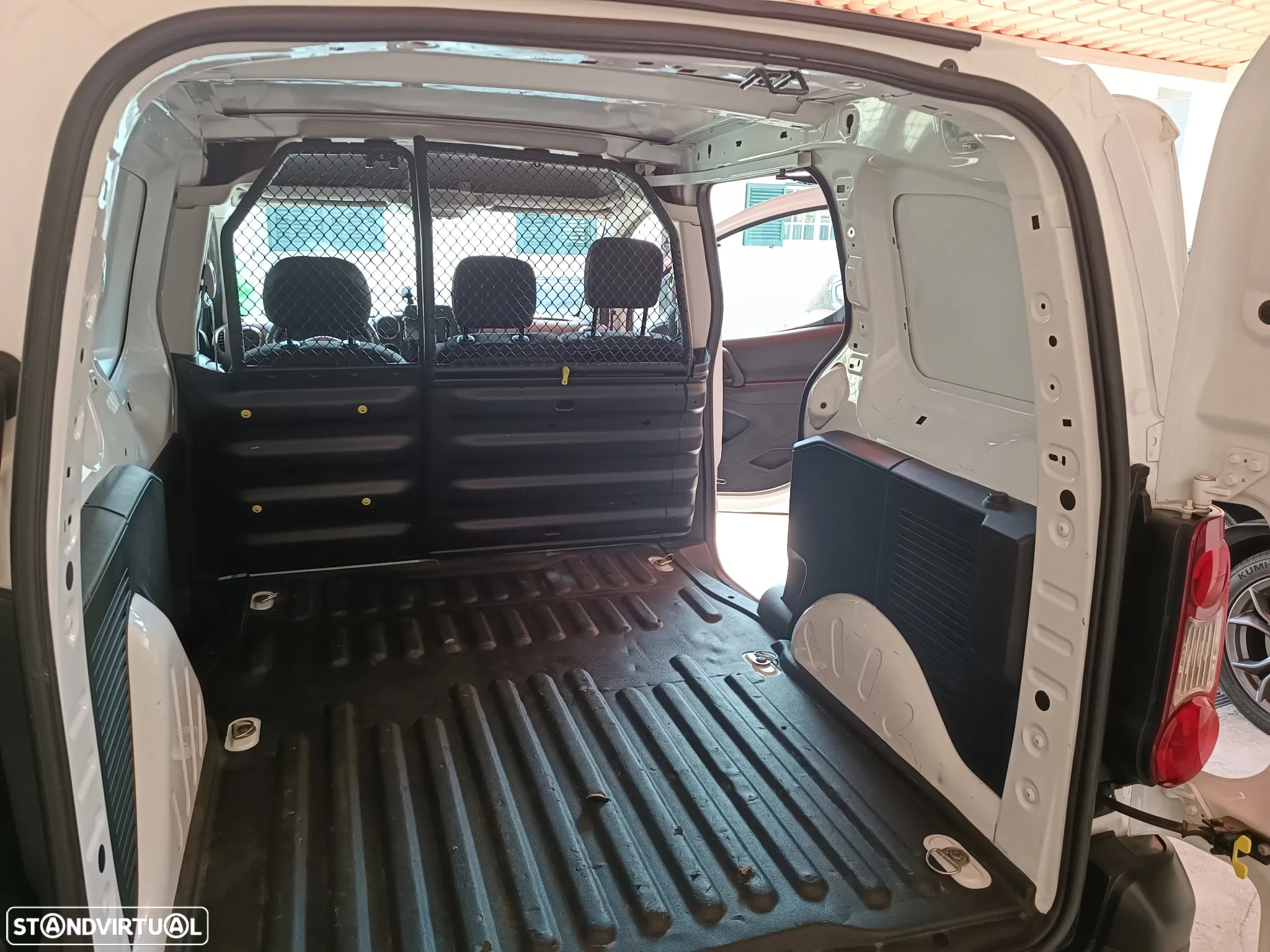 Peugeot Partner - 16
