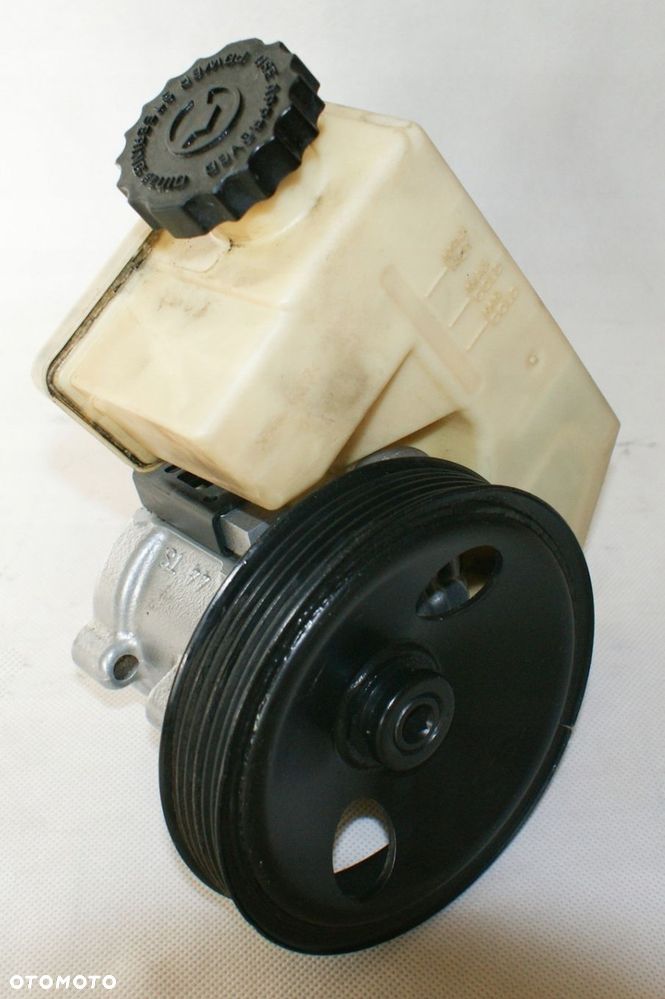 POMPA WSPOMAGANIA JEEP CHEROKEE LIBERTY 3.7 V6 - 8