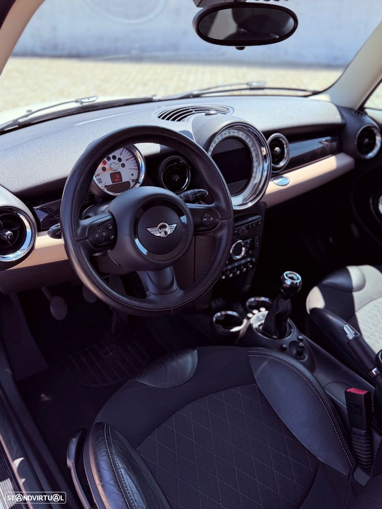 MINI 3 Portas - 11