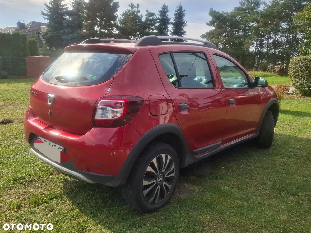 Dacia Sandero 0.9 TCe SL Celebration S&S EU6 - 3