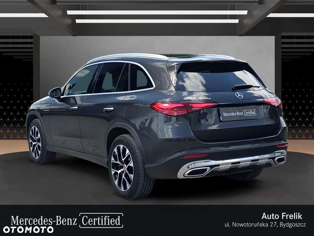 Mercedes-Benz GLC 300 e 4Matic 9G-TRONIC Avantgarde Advanced - 3