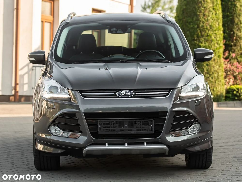 Ford Kuga 2.0 TDCi 4x4 Titanium - 4