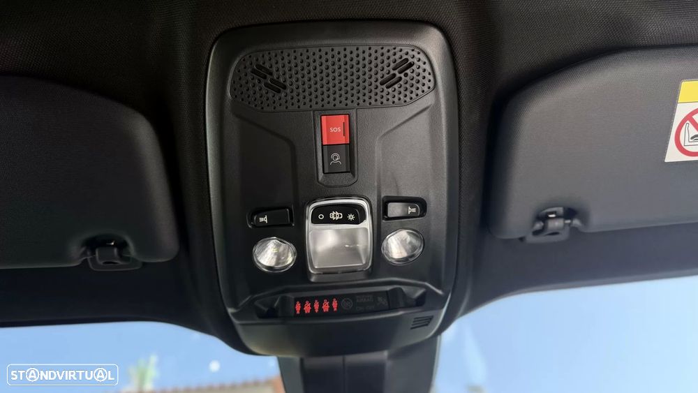 Peugeot 2008 1.2 Hybrid Style e-DCS6 - 21