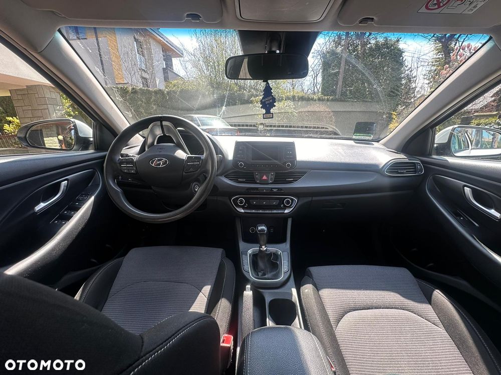 Hyundai i30 1.4 Classic + - 21