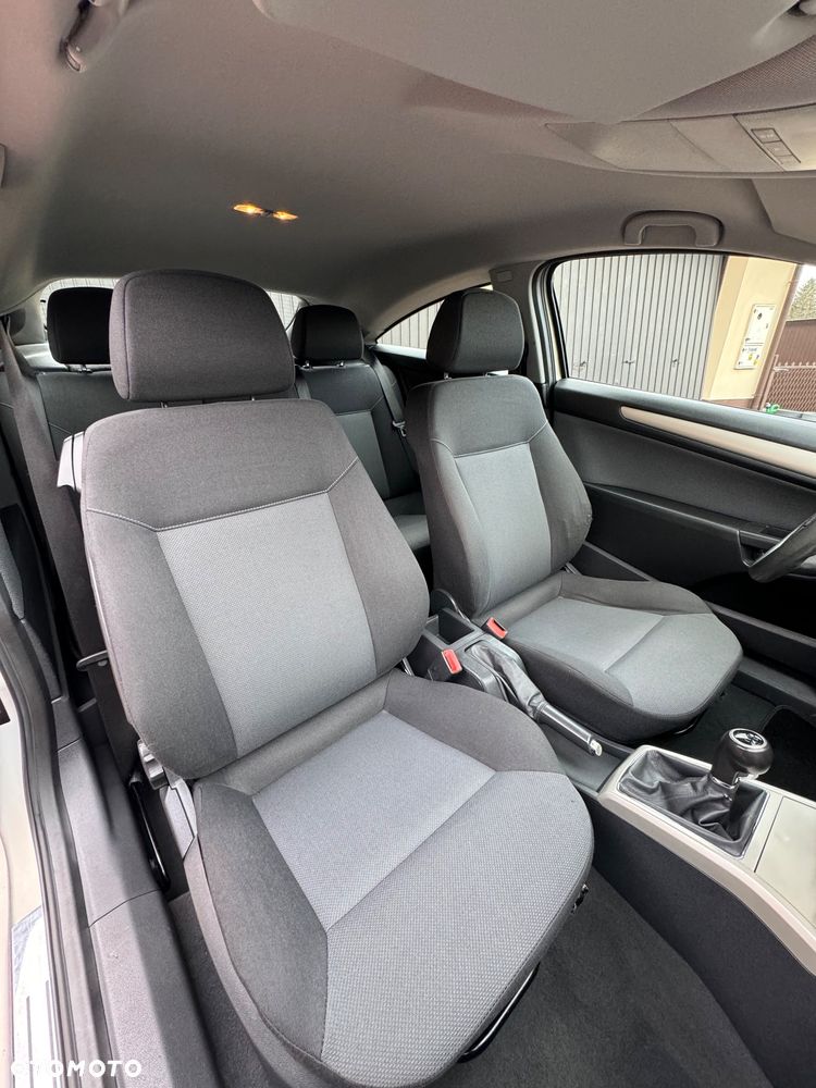 Opel Astra 1.4 Enjoy - 14