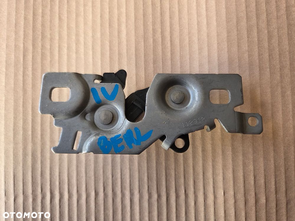 Zamek maski Citroen Berlingo IV Peugeot Partner IV - 2