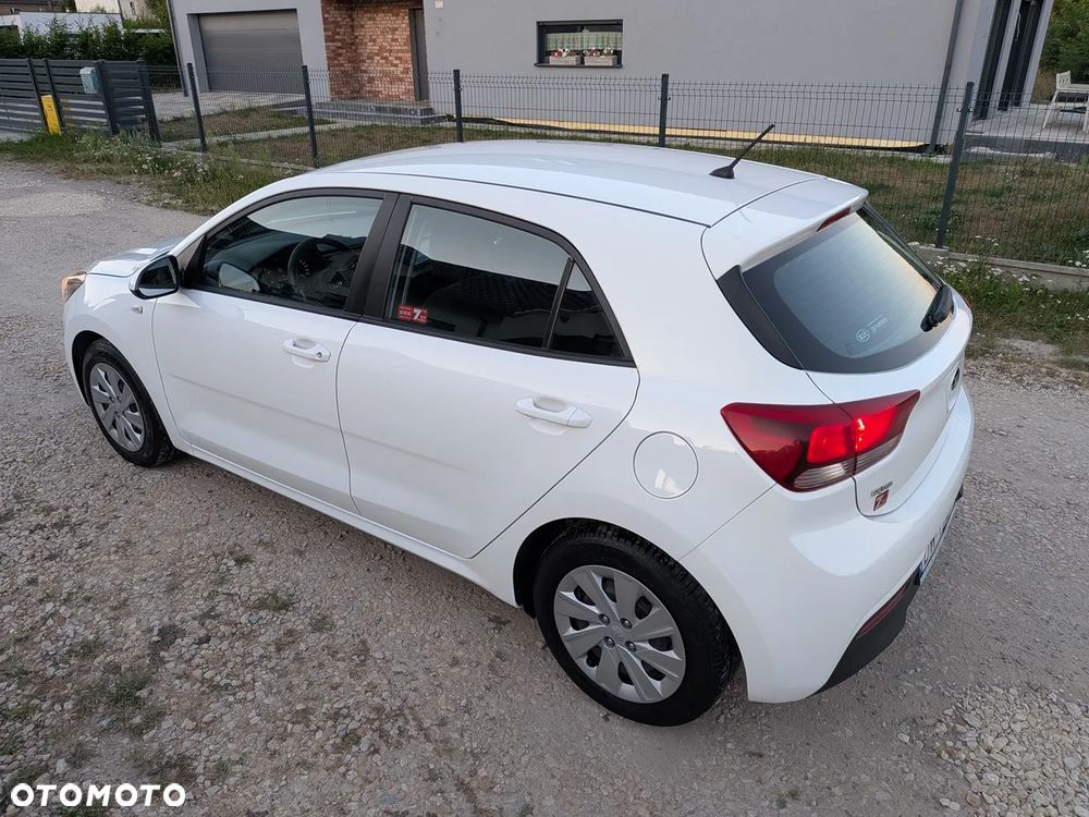 Kia Rio 1.2 M - 6