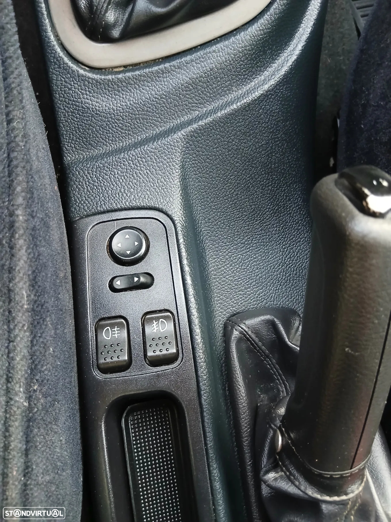 Alfa Romeo 156 1.9 JTD - 15