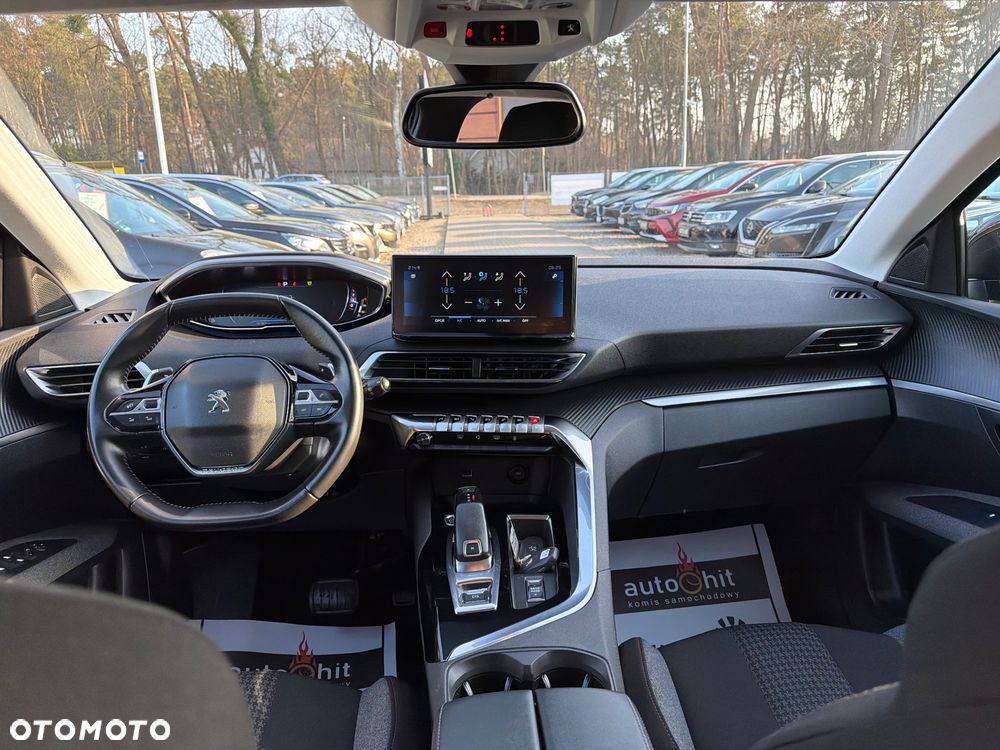 Peugeot 3008 1.5 BlueHDi Allure Pack S&S EAT8 - 26