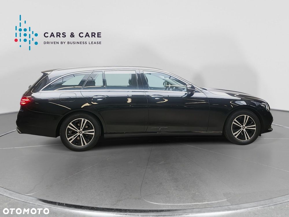 Mercedes-Benz Klasa E 220 d 4-Matic - 16