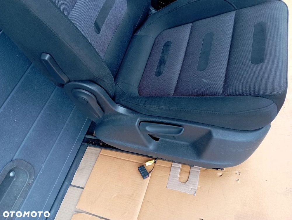 VW TIGUAN I 5N FOTELE FOTEL LEWY PRAWY PRZÓD PRZEDNIE GRZANE EUROPA KOMPLET - 5