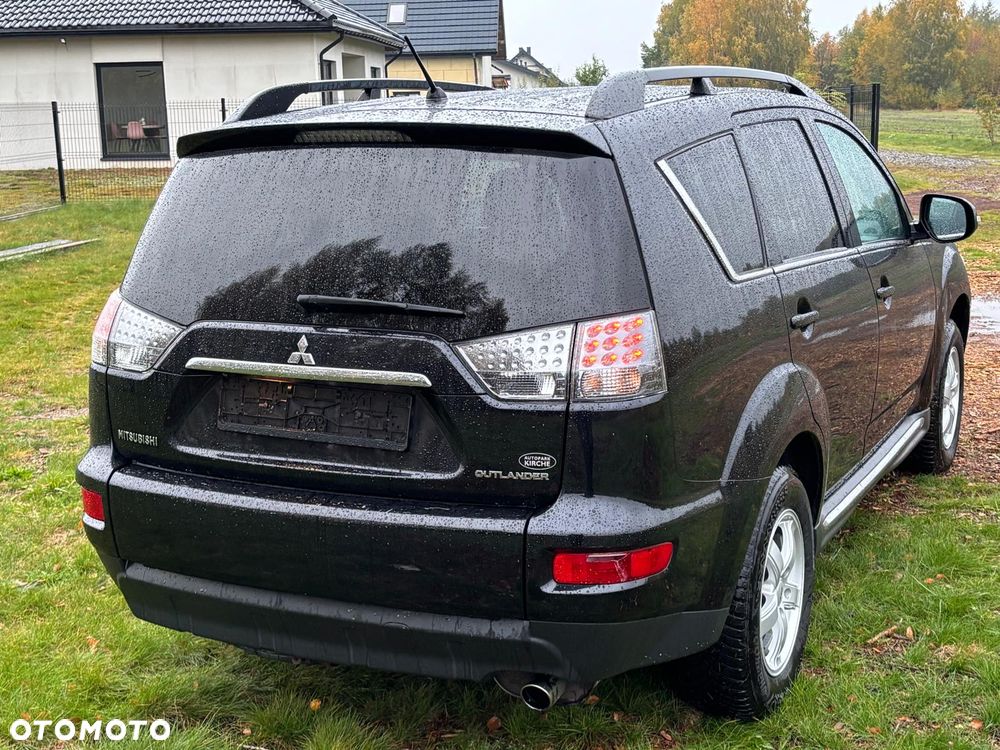 Mitsubishi Outlander 2013 photo 3
