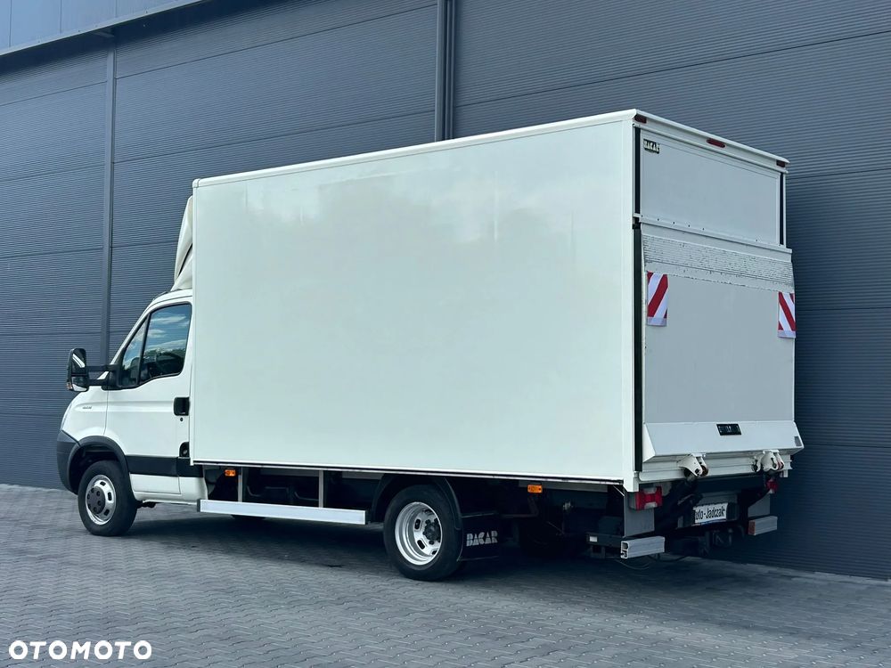 Iveco Daily 40C18 35C18 3.0 HPI Kontener 8 palet + winda 750kg + drzwi boczne **KLIMA**Sprowadzony**2011R** - 3