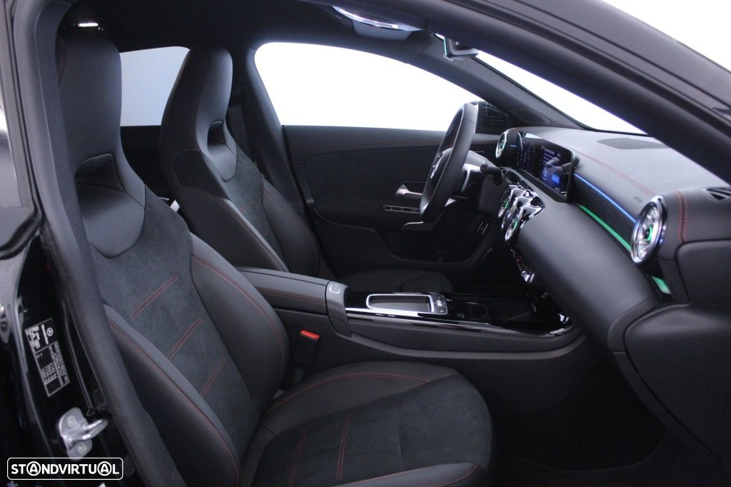 Mercedes-Benz CLA 180 - 14