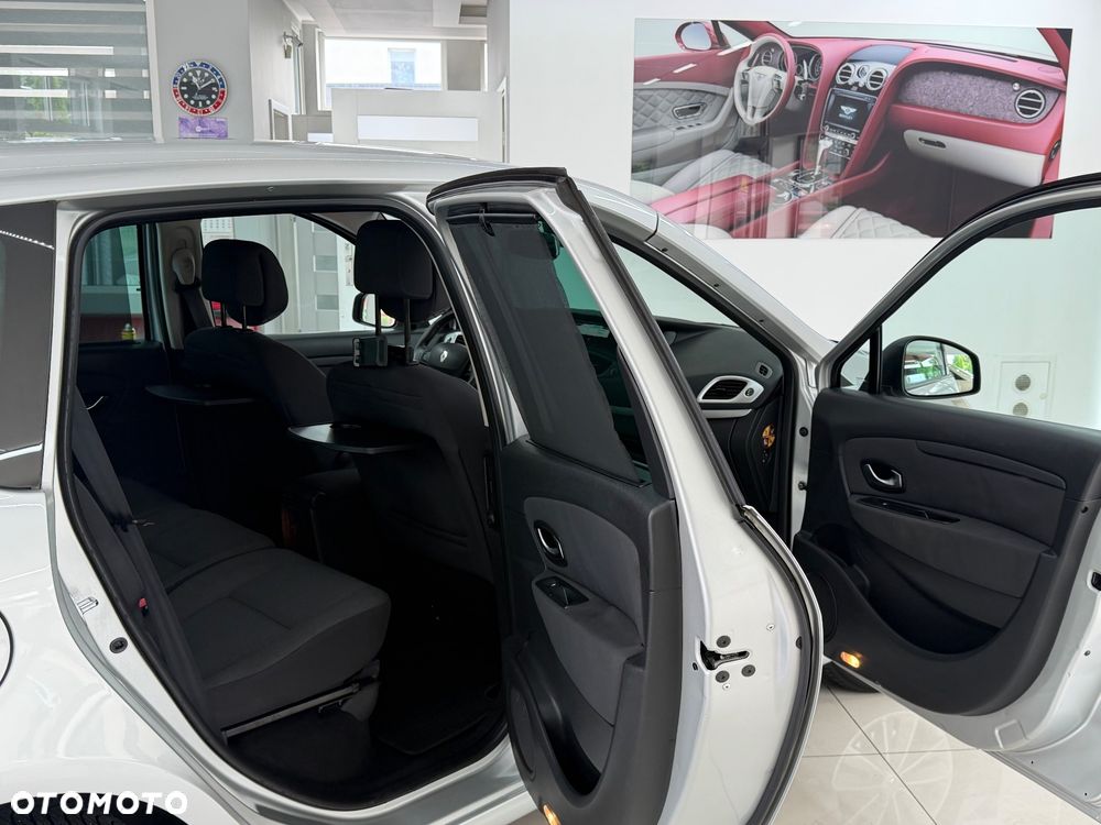 Renault Scenic 1.6 16V 110 LIMITED - 39