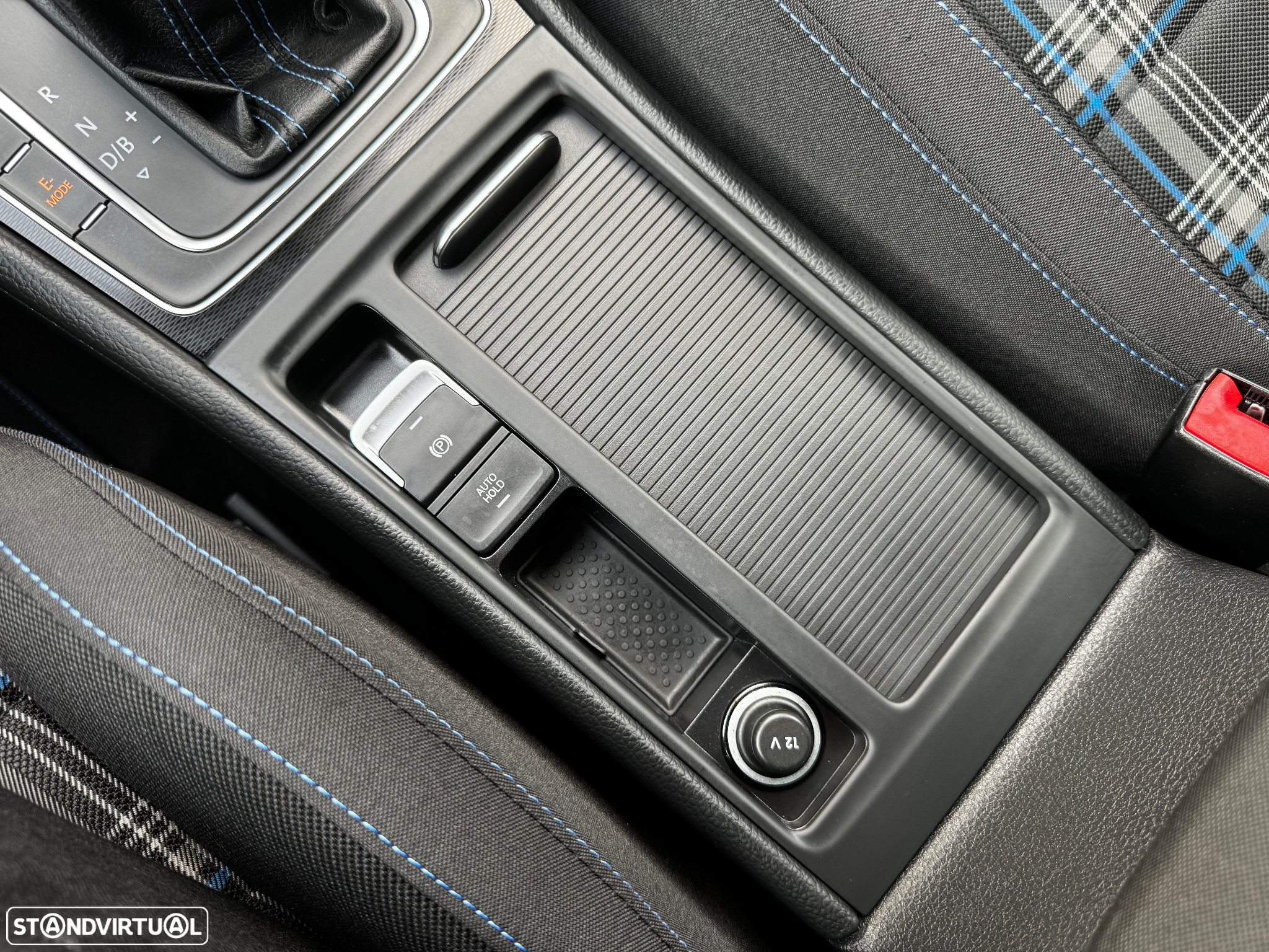 VW Golf 1.4 GTE Plug-in - 29
