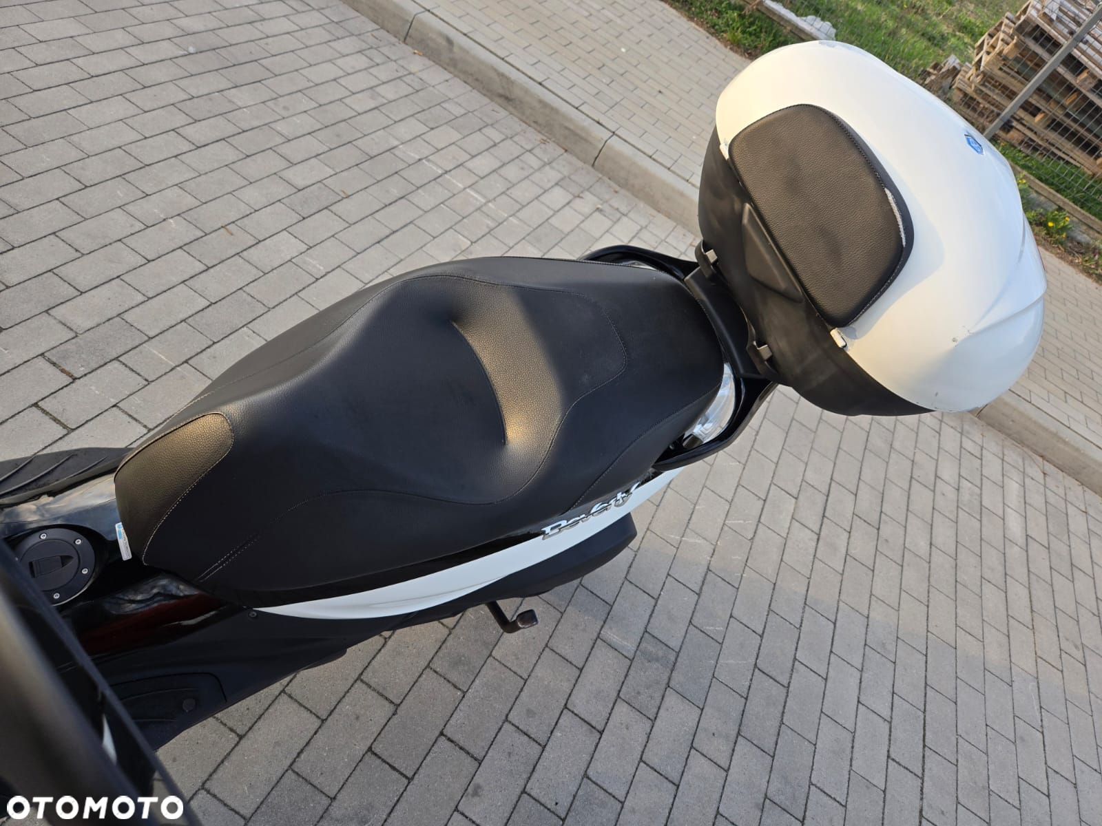 Piaggio Beverly - 11