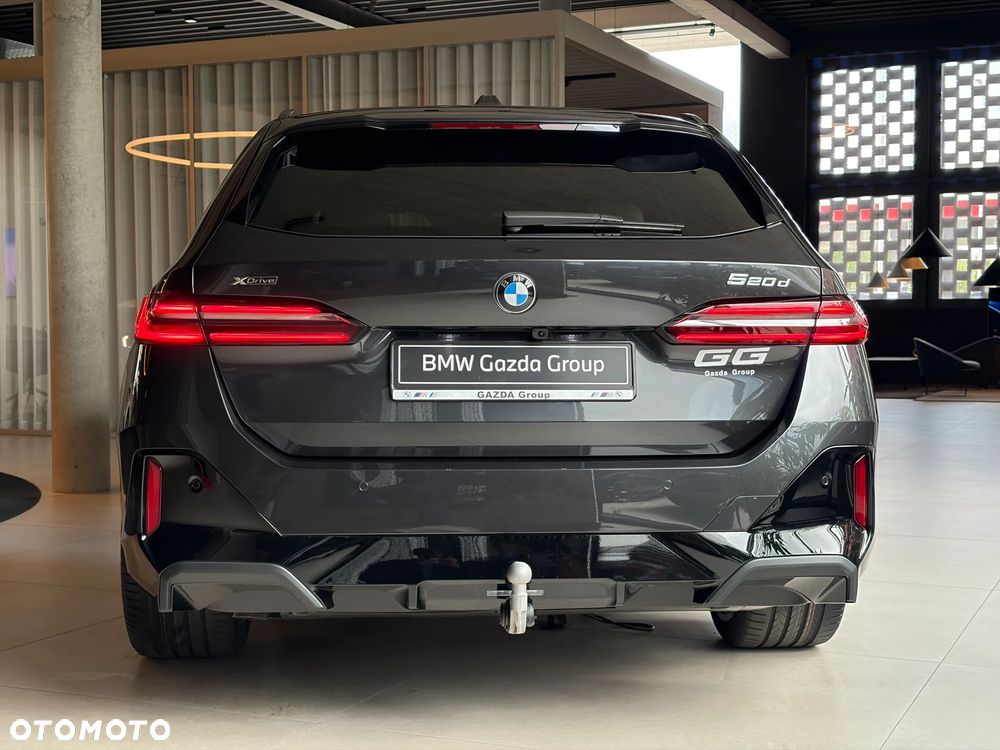 BMW Seria 5 520d xDrive mHEV M Sport - 6