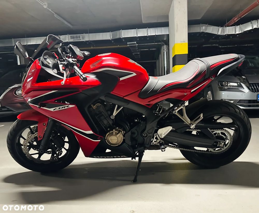 Honda CBR - 9