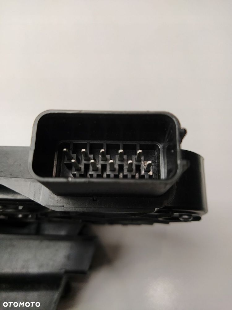 JAGUAR XK XKR X150 ZAMEK CENTRALKA PRZÓD PRAWY - 7