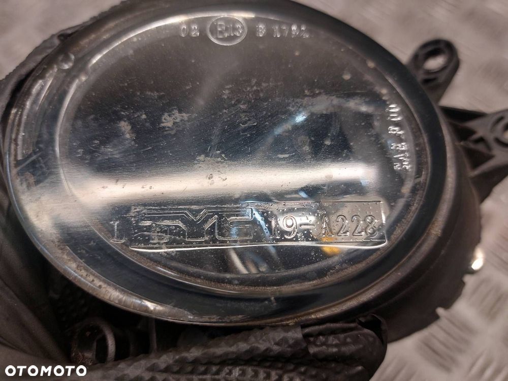 HALOGEN LEWY + PRAWY VOLVO C30 I TYC 19-0228-01-2 TYC 19-0227-01-2 - 4