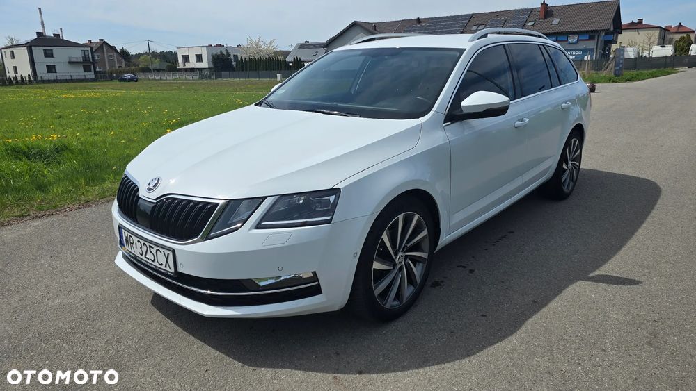 Skoda Octavia 1.6 TDI DSG Style - 1