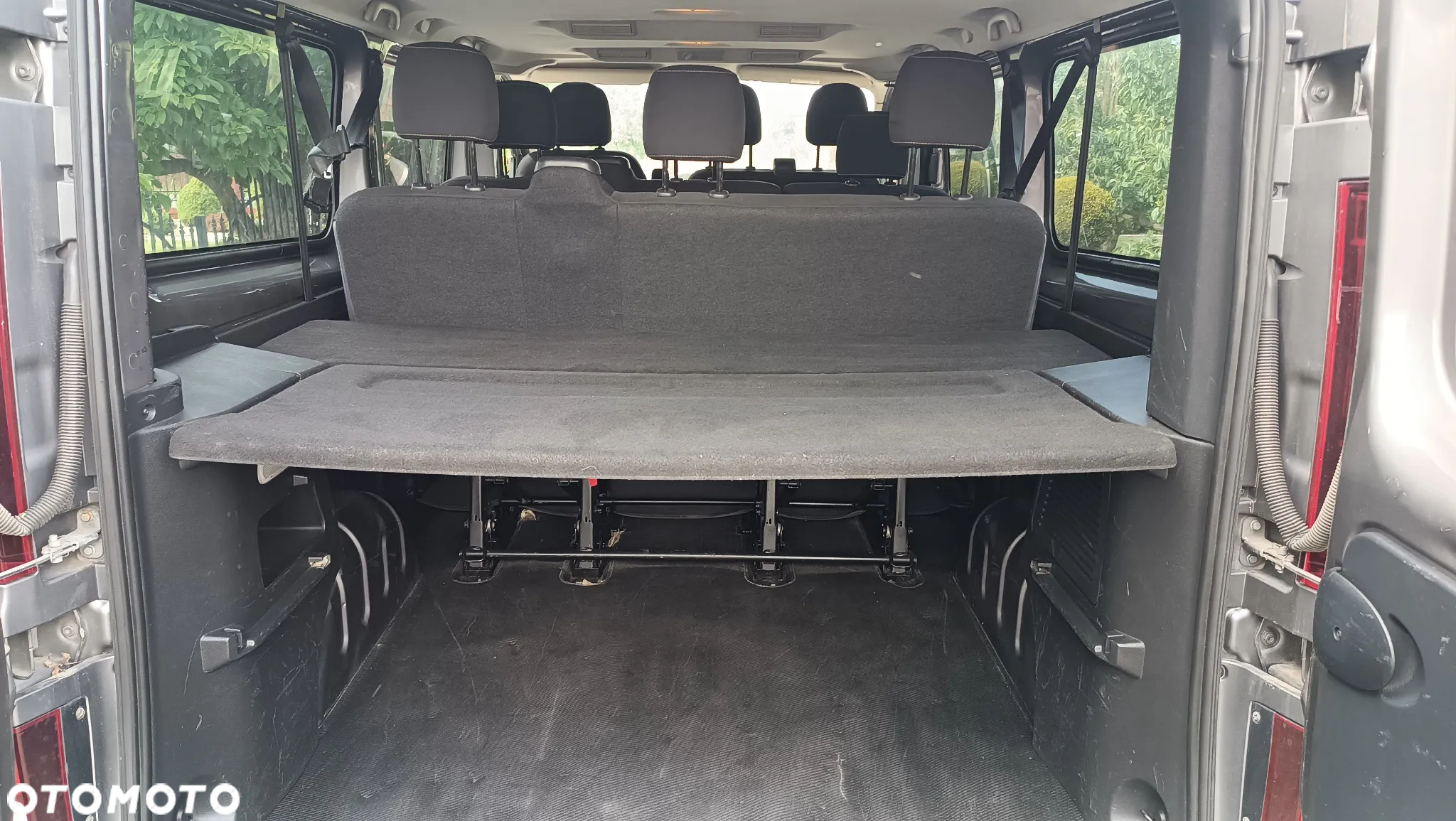 Renault Trafic - 10