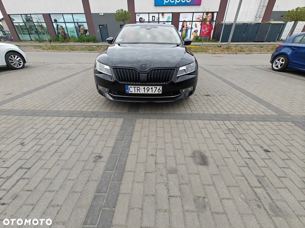 Skoda Superb 2.0 TSI 4x4 L&K DSG - 2