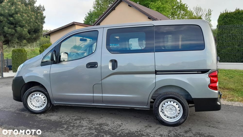 Nissan NV200 - 2