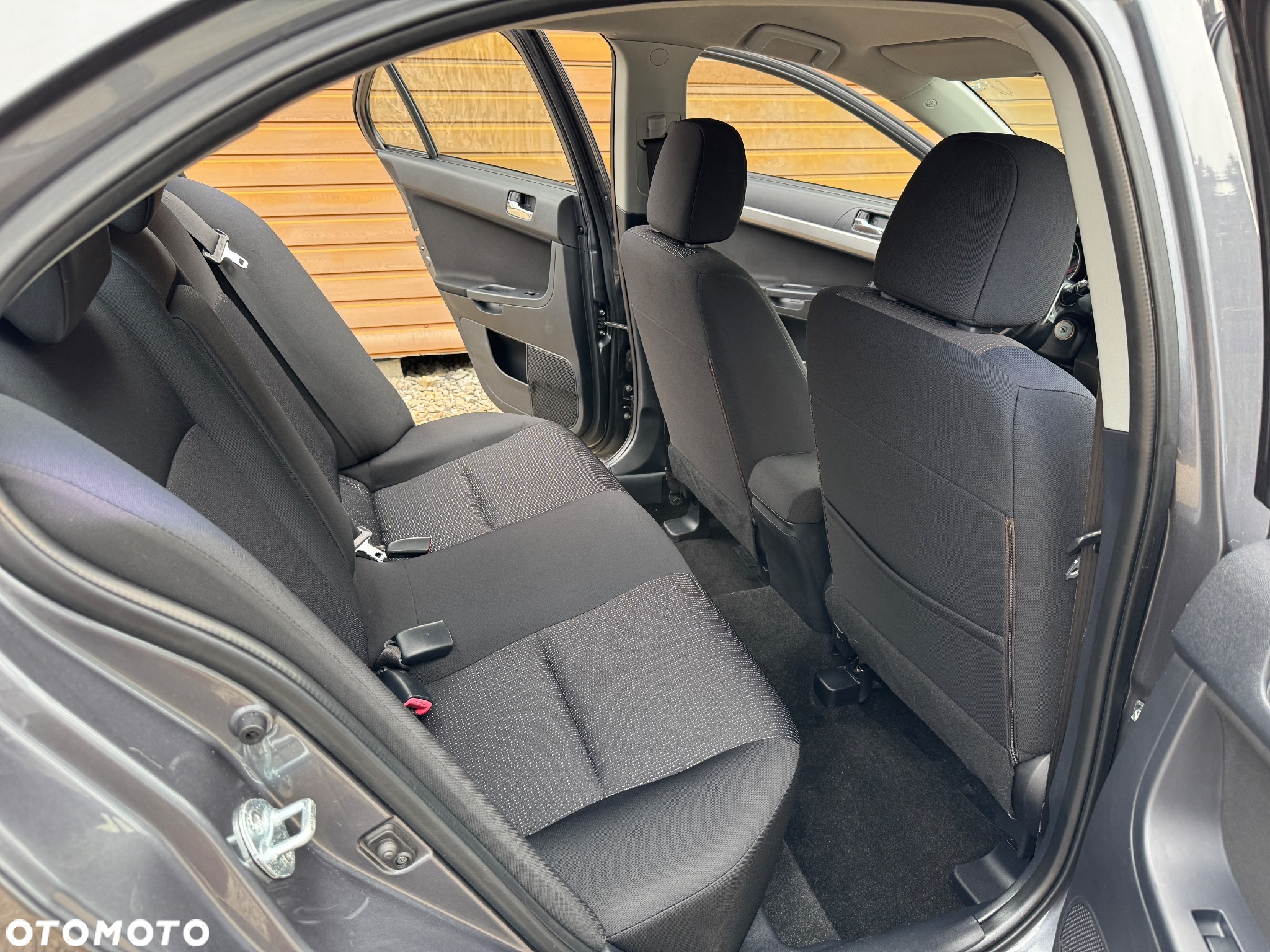 Mitsubishi Lancer 1.8 CVT Invite - 13