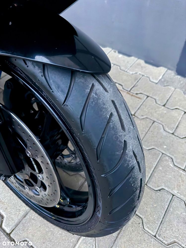 Suzuki GSX-R - 9