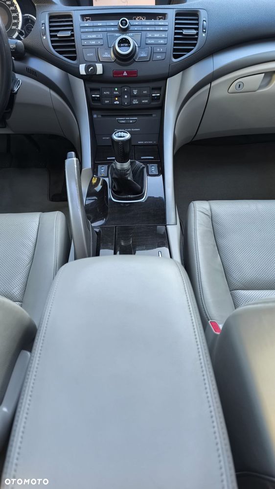 Honda Accord 2.2d Executive Nav+ACC - 12