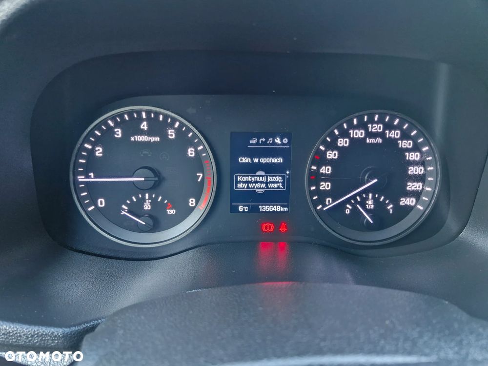 Hyundai Tucson 1.6 T-GDI Style 4WD - 22