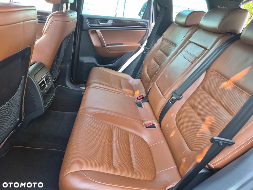 Volkswagen Touareg - 15