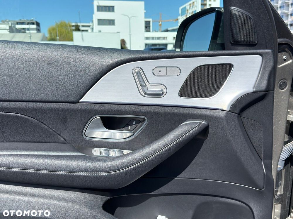 Mercedes-Benz GLE 300 d 4-Matic - 12