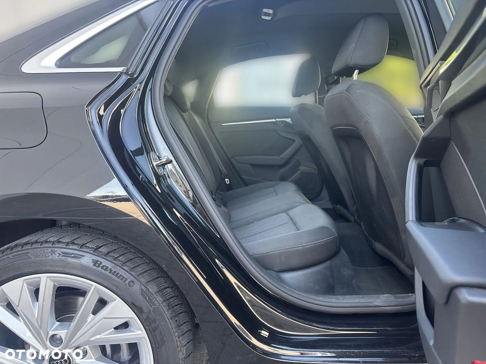 Audi A3 Limousine 35 TFSI mHEV S tronic - 24