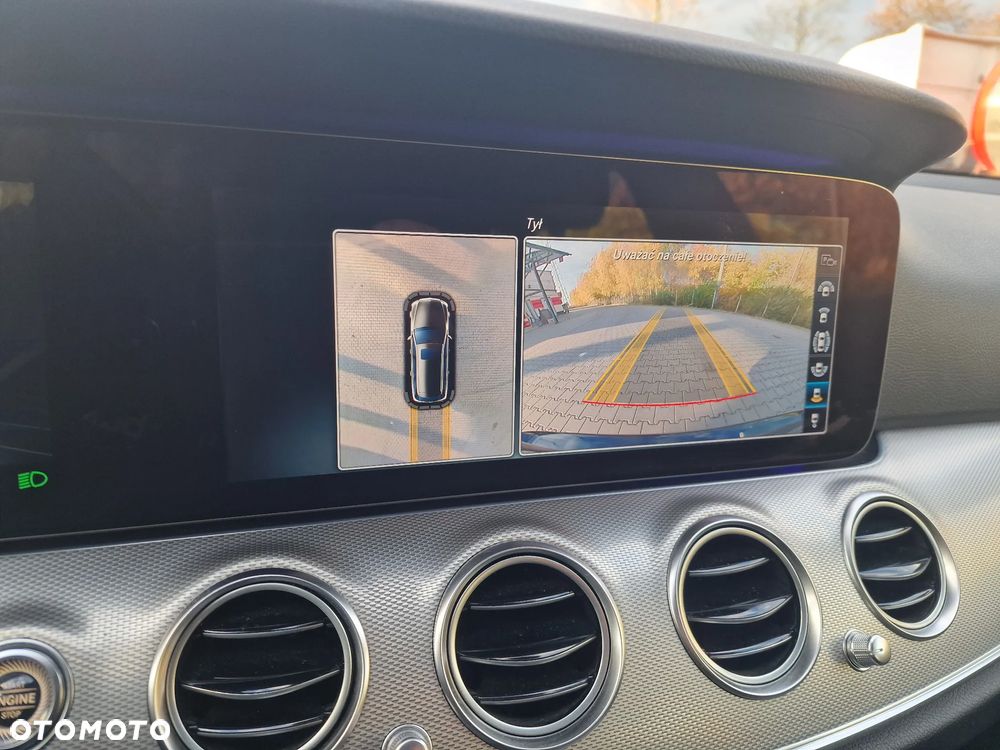 Mercedes-Benz Klasa E 220 d 4Matic 9G-TRONIC AMG Line - 33