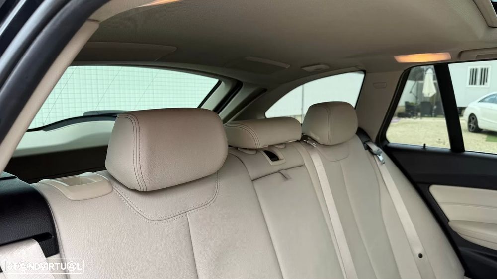 BMW 320 d Aut. Efficient Dynamics Edition Blue Perf. Luxury Line - 46