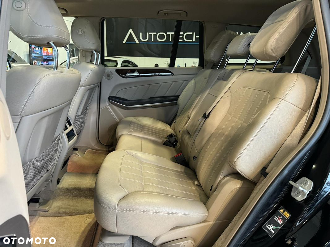 Mercedes-Benz GL 500 4-Matic - 14