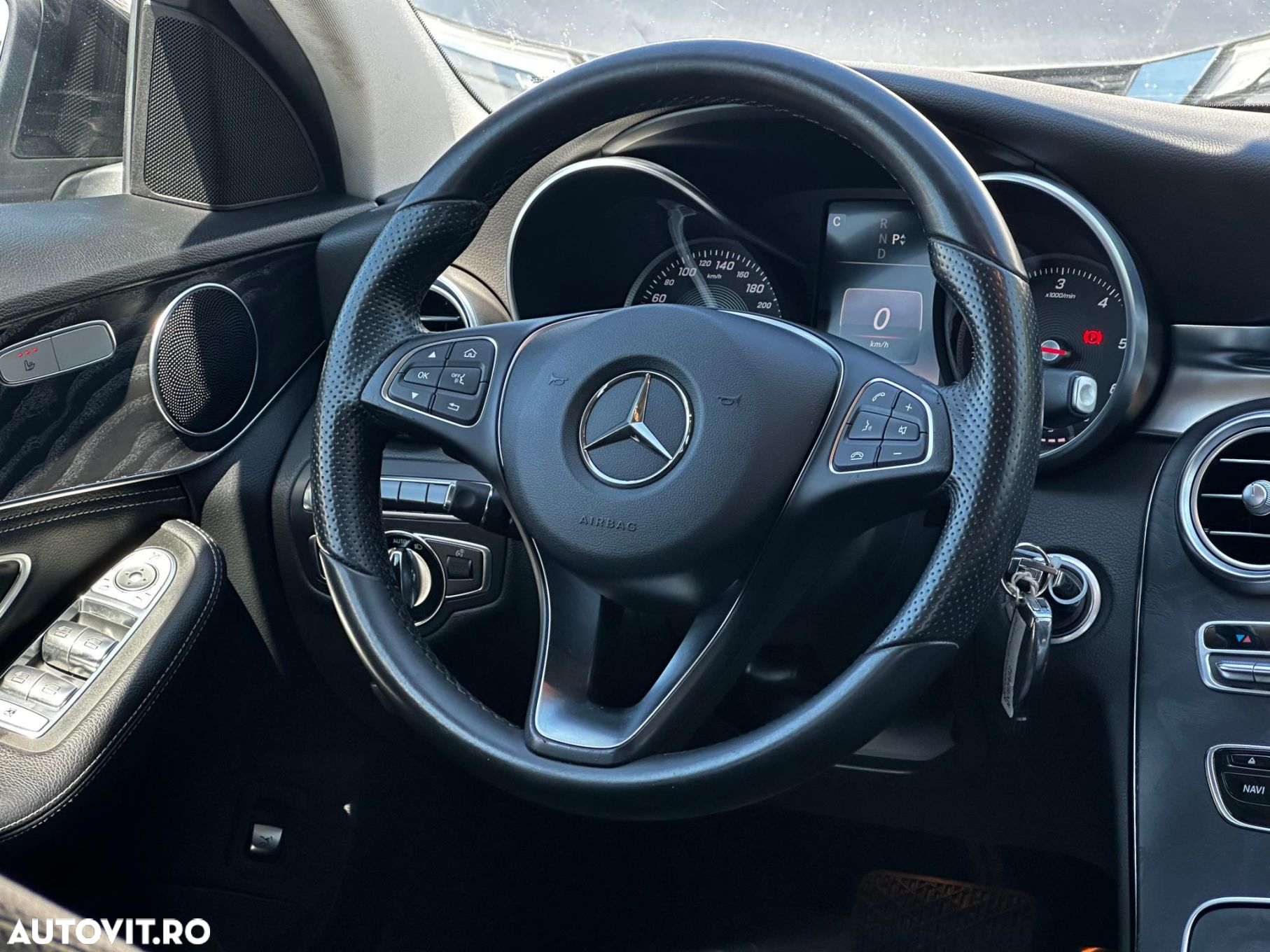 Mercedes-Benz C - 10
